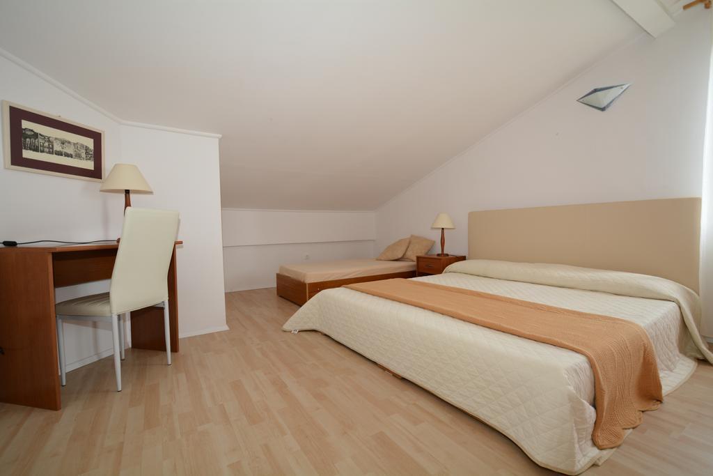 Apartments Gala Poreč Pokoj fotografie